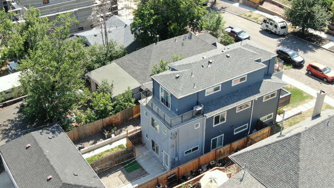 Building Photo - 1336 Osceola St