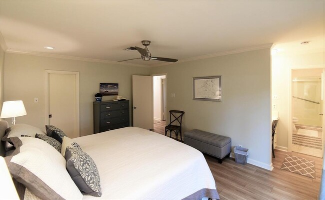 Building Photo - 34122 Pecan Hill Dr