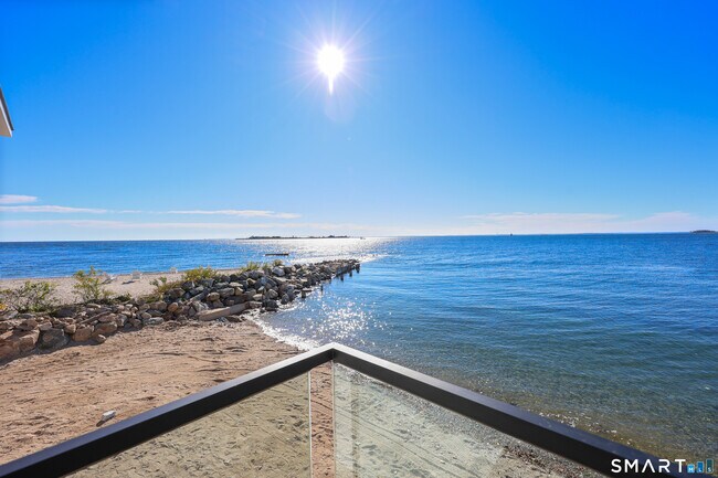 Building Photo - 14 Cockenoe Dr