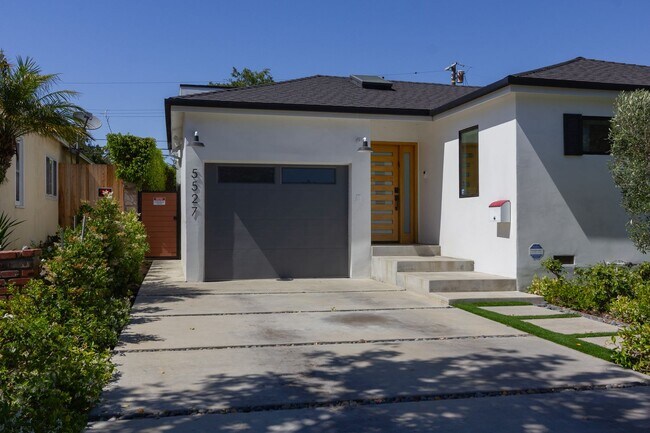 Building Photo - Spacious 4BR/3BA Westchester Home with Private Backyard, BBQ & Security System