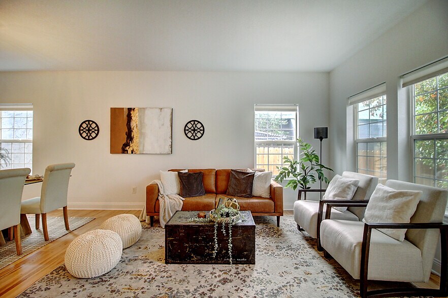 Building Photo - 2077 S Grant St