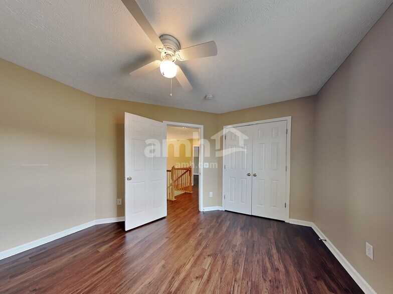 Building Photo - 181 Coyote Dr