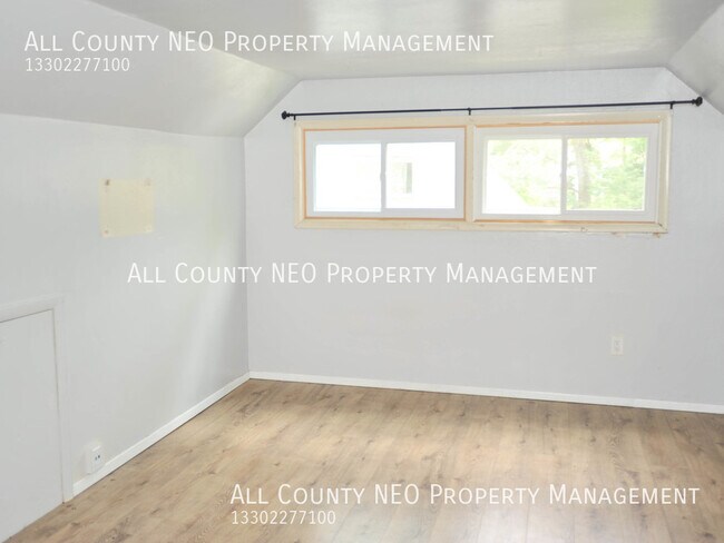 Building Photo - 2360 Giffels Dr