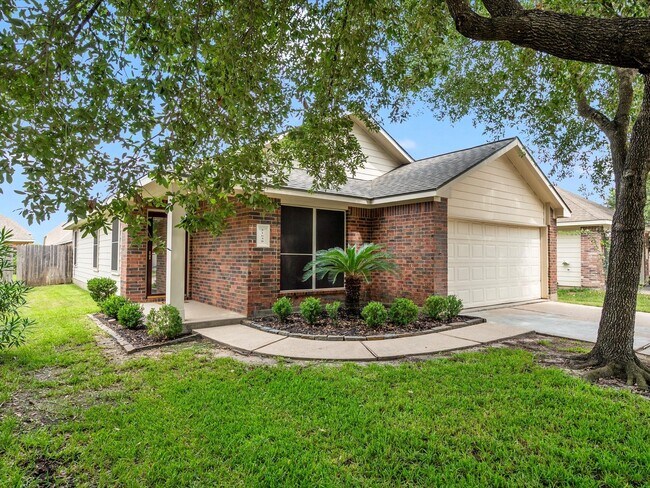 Building Photo - 21639 Falvel Lake Dr