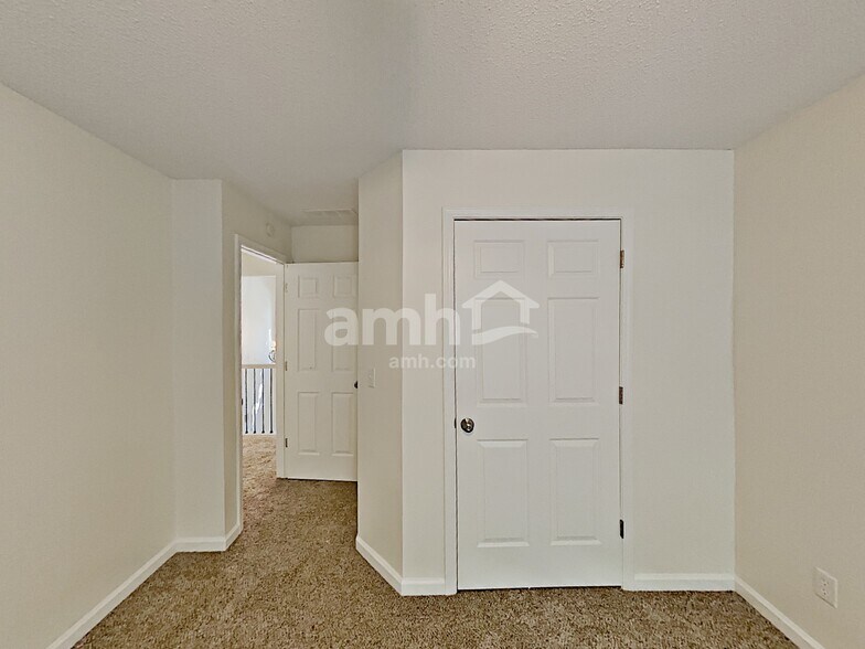 Building Photo - 3410 Spindletop Dr NW