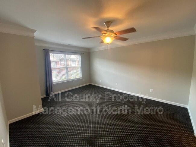 Building Photo - 9807 Alger Trce