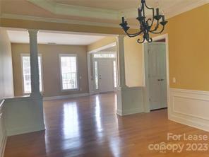 Building Photo - 11114 Knight Castle Dr