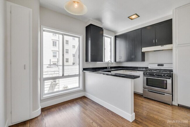 Building Photo - 2989 Jackson St