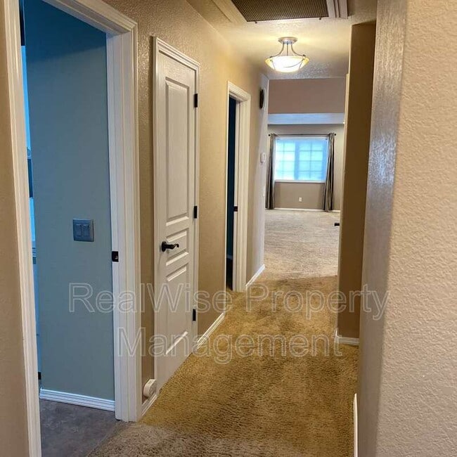 Building Photo - 2235 NW 15th St