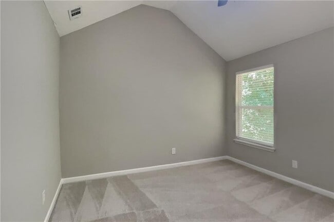 Building Photo - 4087 Rosebud Park Dr