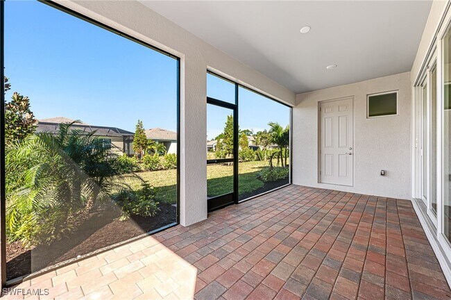 Building Photo - 534 Kamari Cv