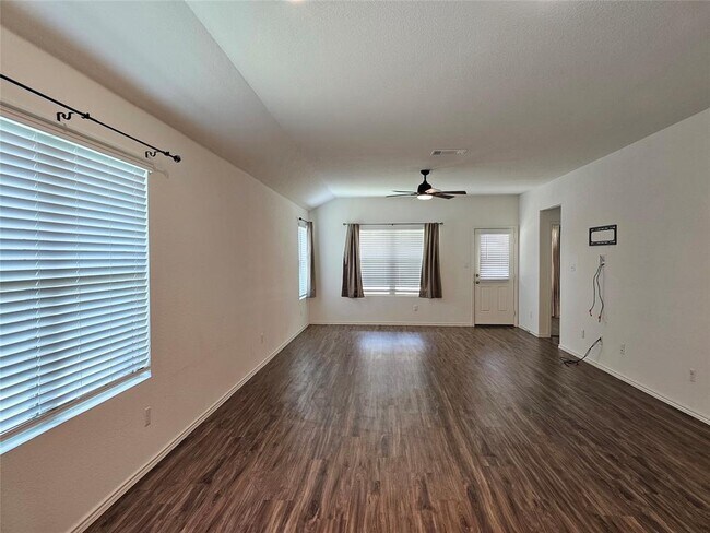 Building Photo - 21408 Bird Wing Dr