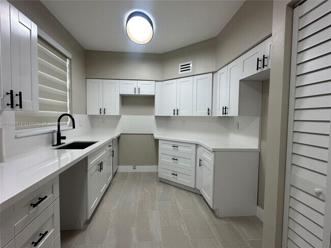 Building Photo - 14807 Balgowan Rd