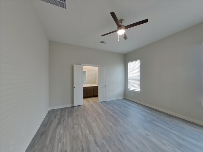 Building Photo - 22817 Terrazzo Dr