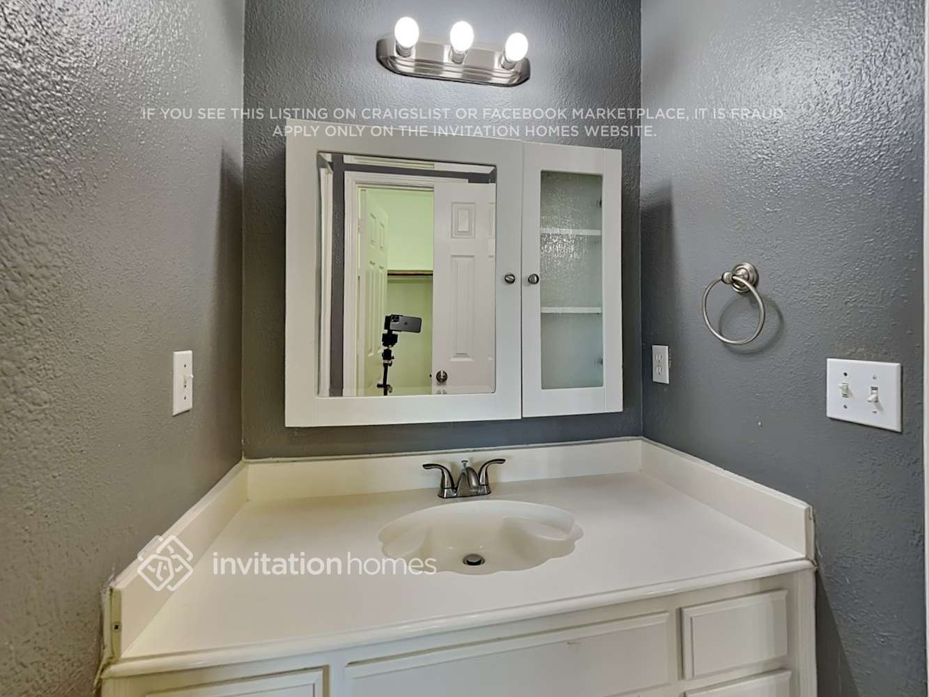 Building Photo - 1008 Sandy Creek Dr