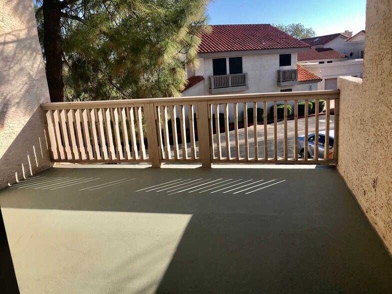 Balcony - 7800 E Lincoln Dr