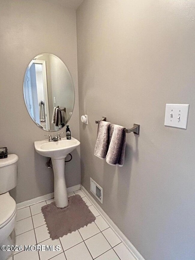 Building Photo - 93 Heron Ct