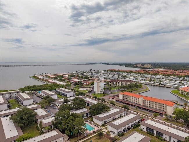 Building Photo - 19029 US HIGHWAY 19 N Unit 9-704