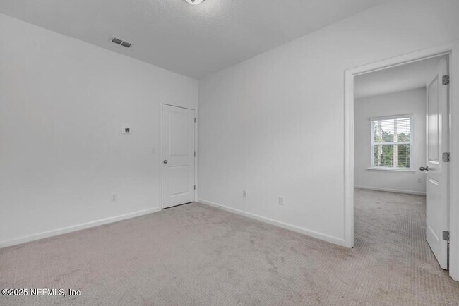 Building Photo - 442 Stargaze Ln