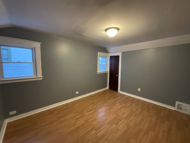 Building Photo - 12602 Thornhurst Ave