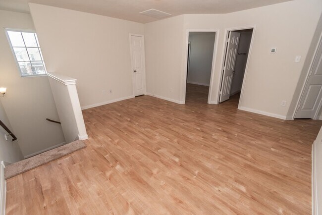 Building Photo - 2915 Aspen Mdw
