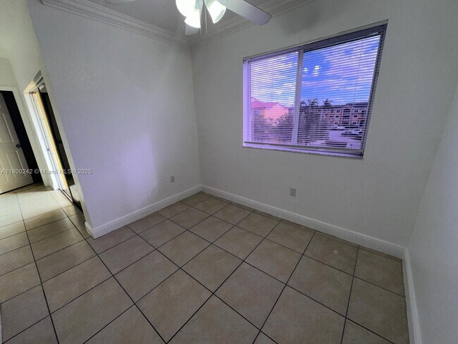 Building Photo - 20930 SW 87th Ave