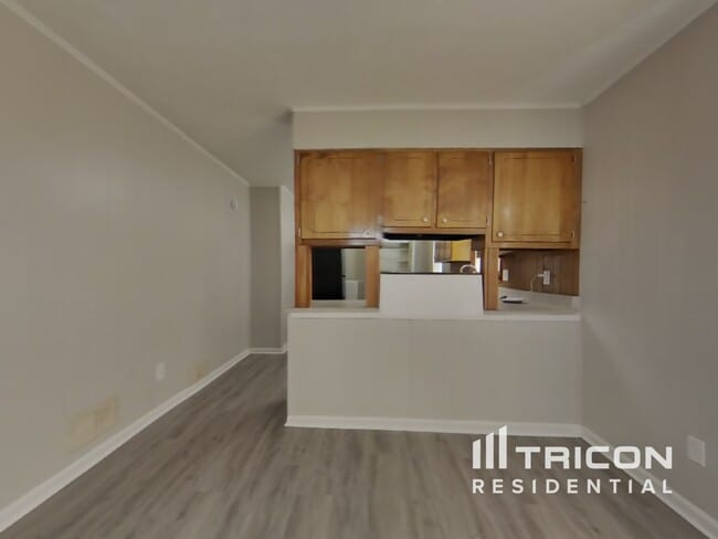 Building Photo - 188 Misty Hollow Way