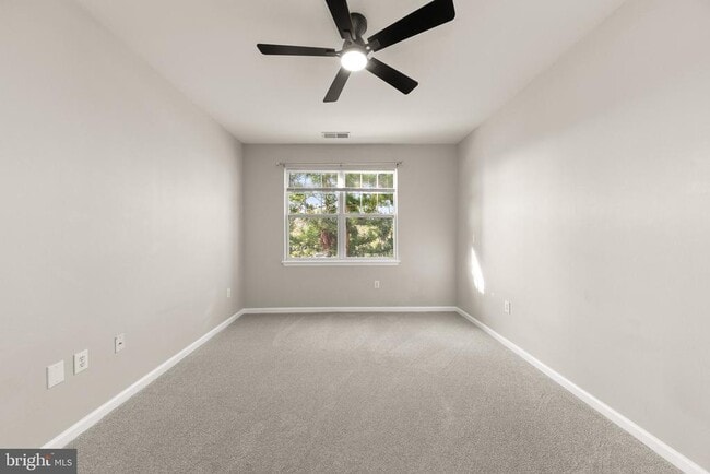 Building Photo - 12901 Centre Park Cir