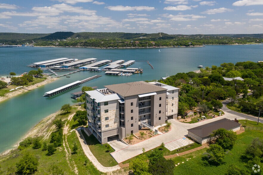 The Hudson on Lake Travis (WATERFRONT!) 16100 Lake Travis Dr Austin