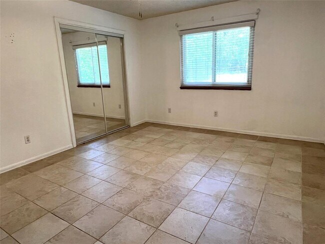 Building Photo - 7704 Cloudberry Cir