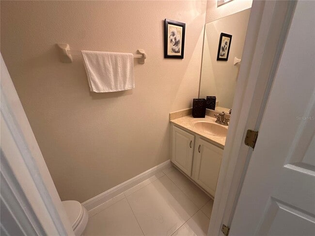 Building Photo - 8929 Silk Bay Pl