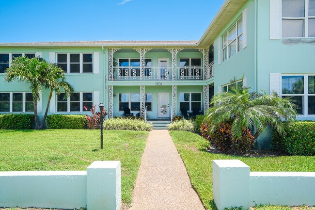 Building Photo - 1701 Gulf Way