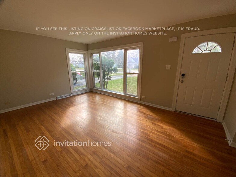 Building Photo - 642 E Le Moyne Ave