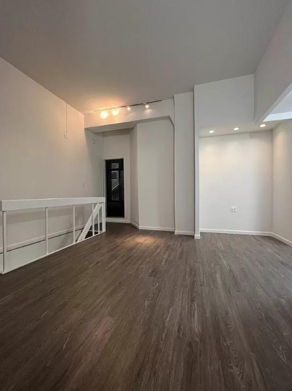Building Photo - 3 bedroom in New York NY 10038