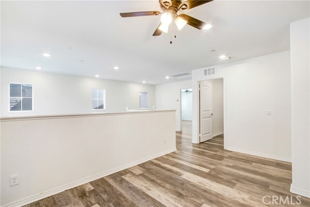 Building Photo - 26065 Plumcot Dr