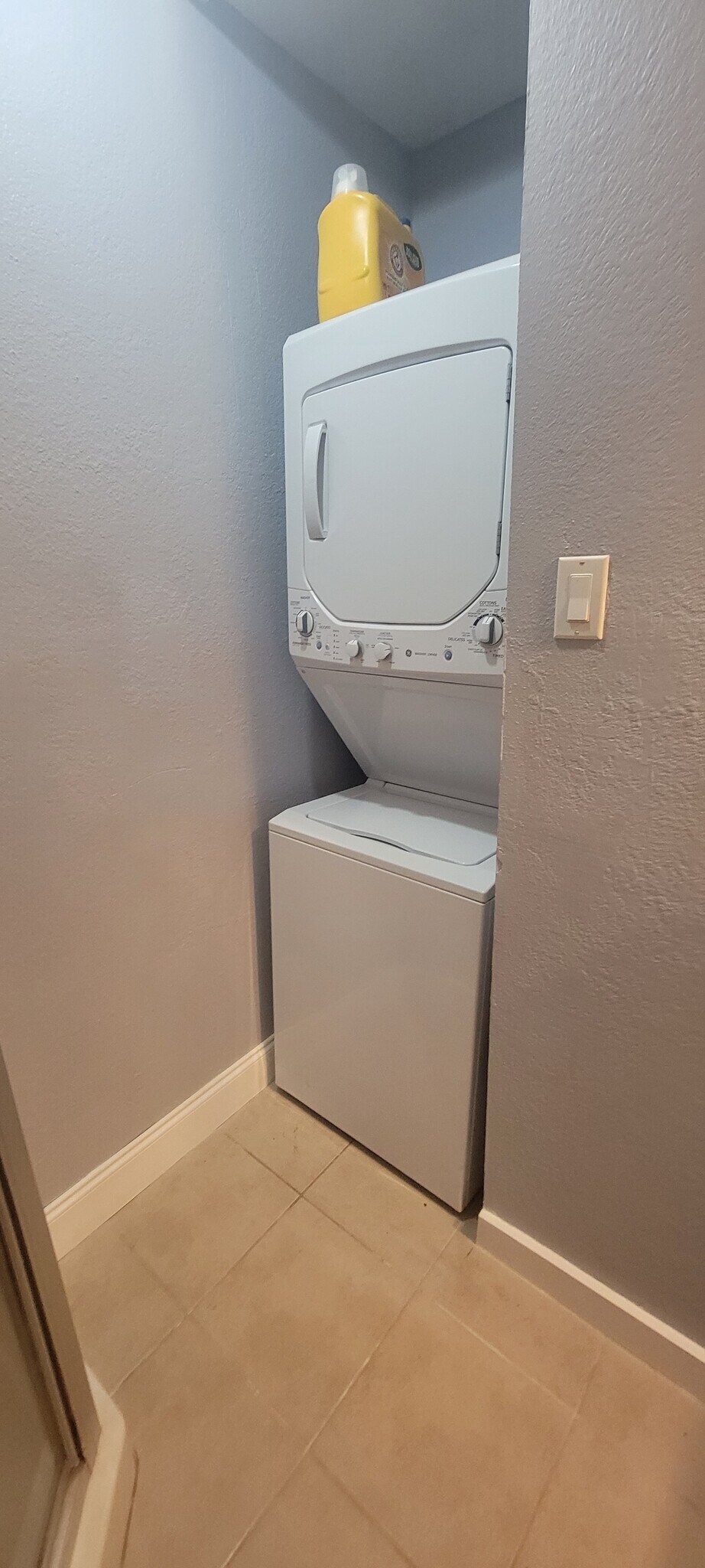 Washer and Dryer in Bathroom - 3130 Aster St