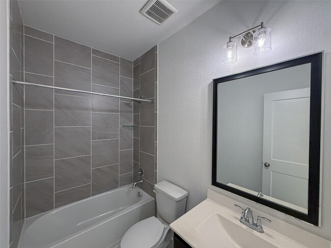 Building Photo - 10030 Crescendo Wy