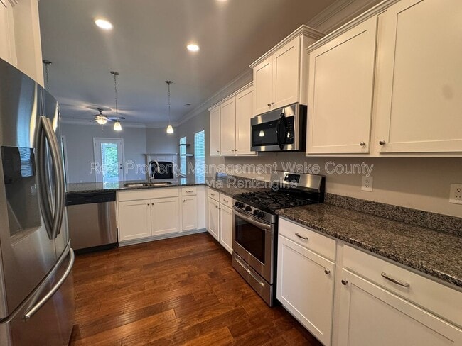 Building Photo - 101 Benning Hills Pl