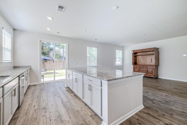 Building Photo - 309 Merganser Dr