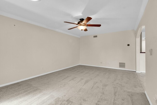 Building Photo - 7097 Beckington Ln