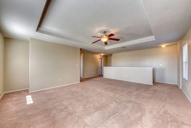 Building Photo - 4 Bedroom/3 Bath Ridge of Silverado Hills Subdivision