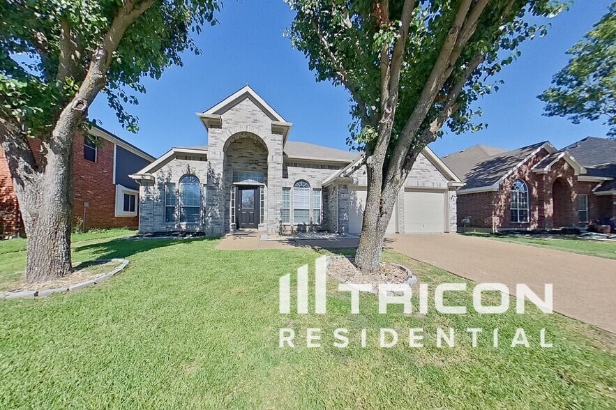 Building Photo - 521 Spicewood Dr