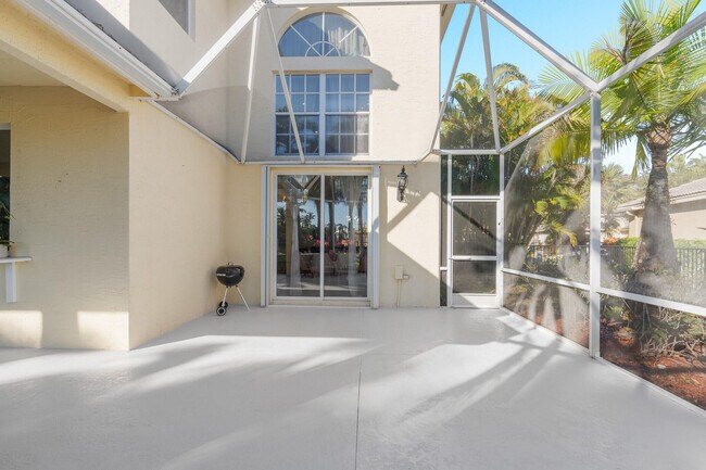 Building Photo - 19434 Estuary Dr