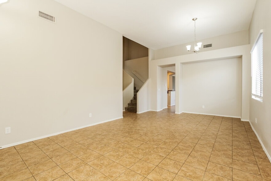 Building Photo - 3827 Adamanda Ct