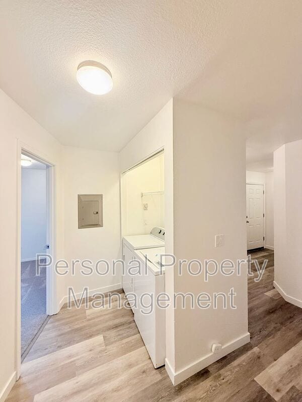 Building Photo - 3412 NE 66th Ave
