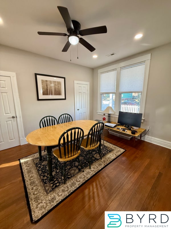 Building Photo - 3007 3rd Ave