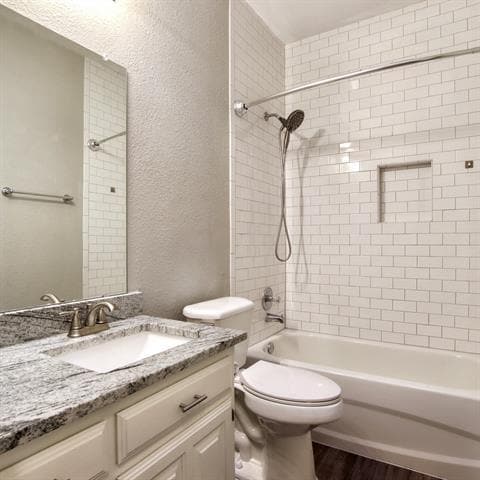 Building Photo - 3117 Cactus Dr