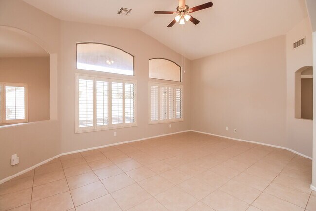 Building Photo - 3986 E Simpson Rd