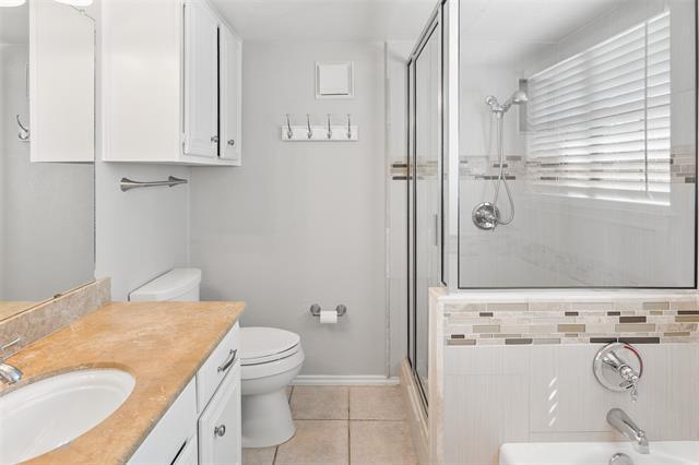 Building Photo - 15221 Berry Trail