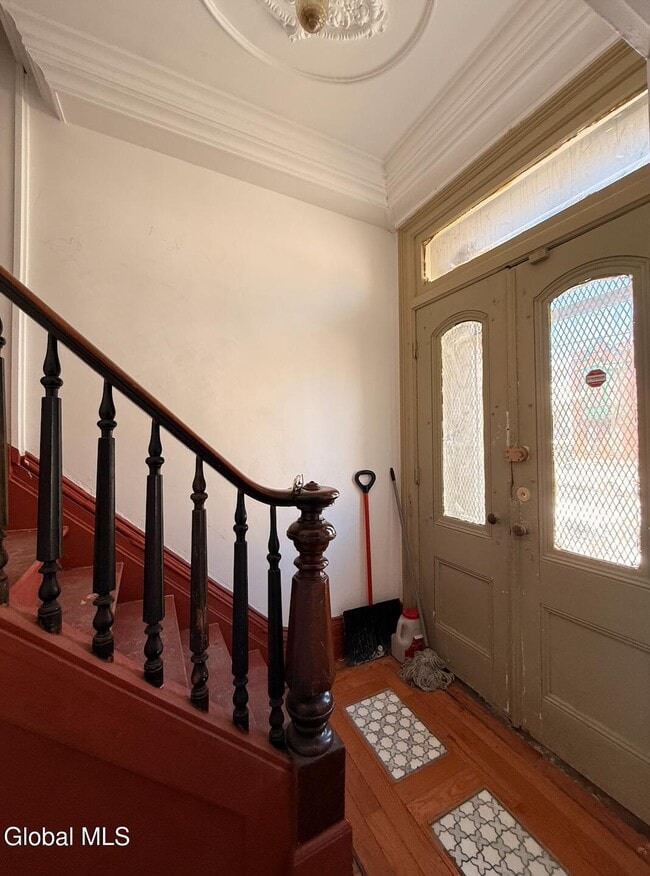 Building Photo - 336 Clinton Ave